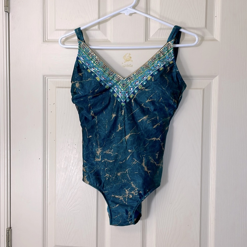 Cute Green Swimsuit One-piece Size Medium